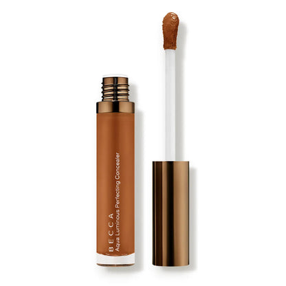 Aqua Luminous Perfecting Concealer