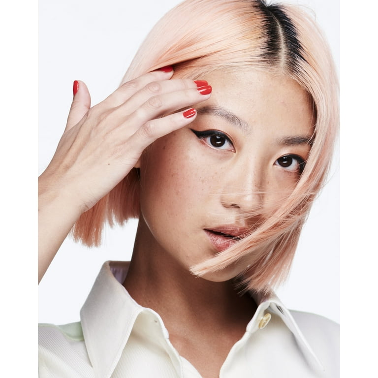 REVLON Liquid Eye Pen Sharp Line