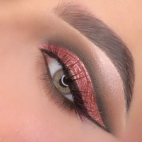 Flawless Foils Eyeshadow Palette