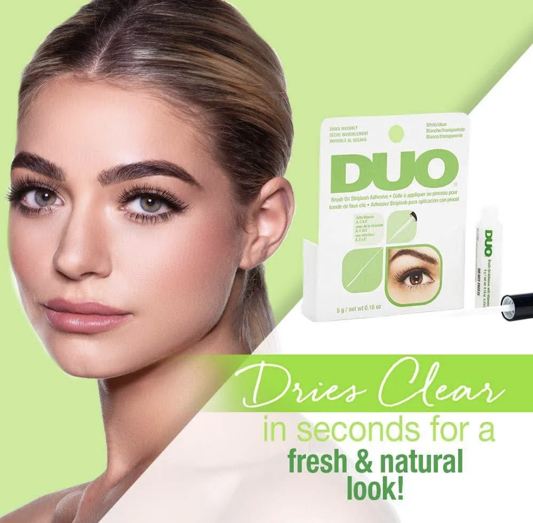 Brush-On Lash Adhesive with Vitamins