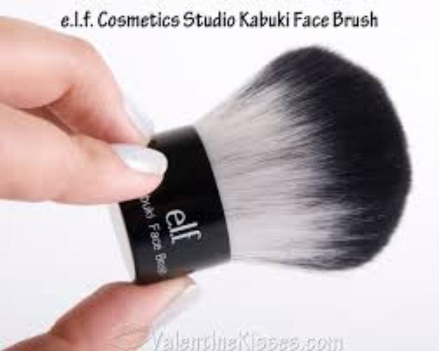 elf Kabuki Face Brush
