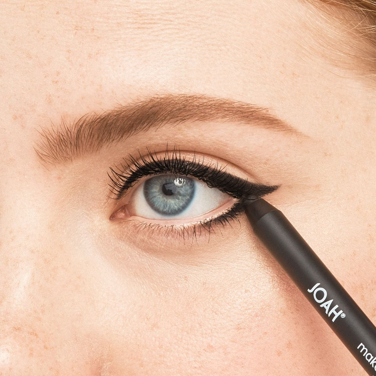 Make Her Gel-ous Gel Eyeliner