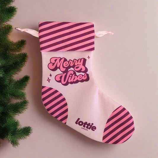“Merry Vibes” Stocking – Festive & Fun Makeup Holder (2 Pairs)